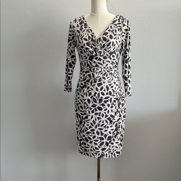 Lauren Ralph Lauren Dresses & Skirts - Lauren Ralph Lauren Black & White Ruched Wrap Dress Size 4